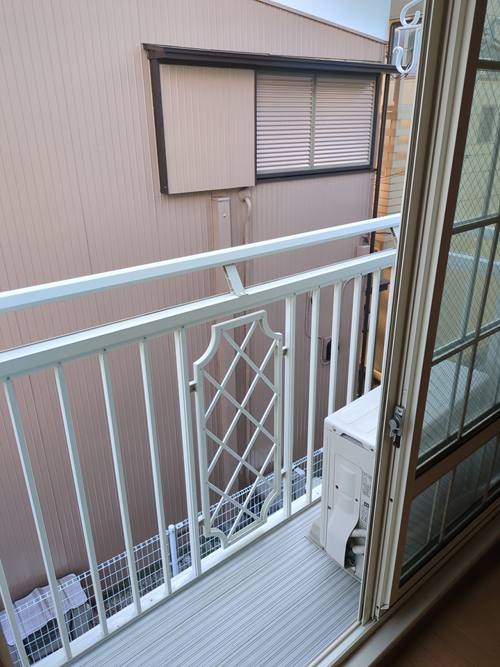 17/23 バルコニー