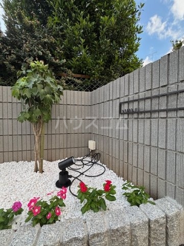 18/20 エントランス