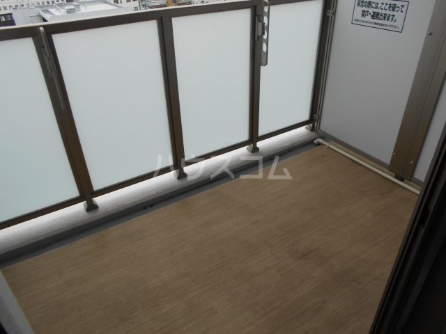 15/27 バルコニー