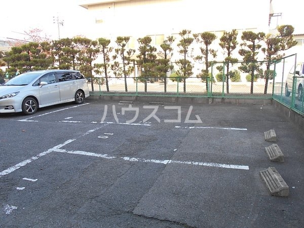 22/25 駐車場