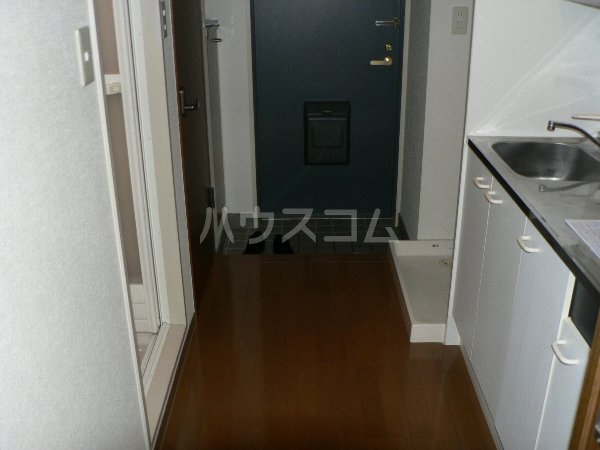 2/4 エントランス