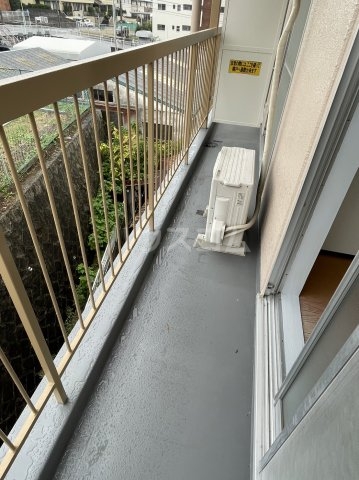 23/30 バルコニー