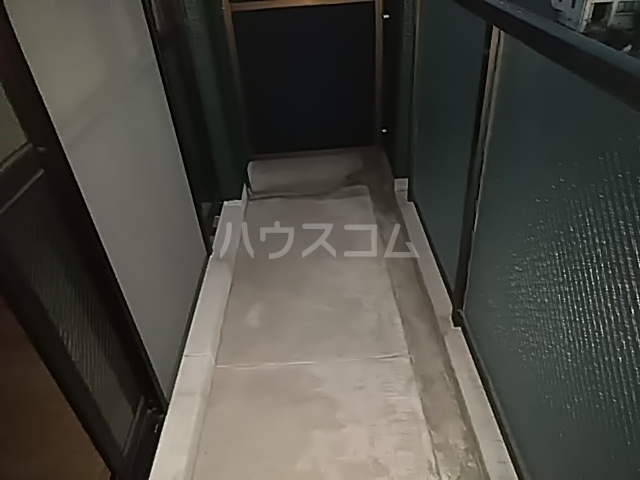 21/30 バルコニー