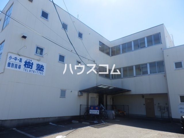 ビラ三秋の外観