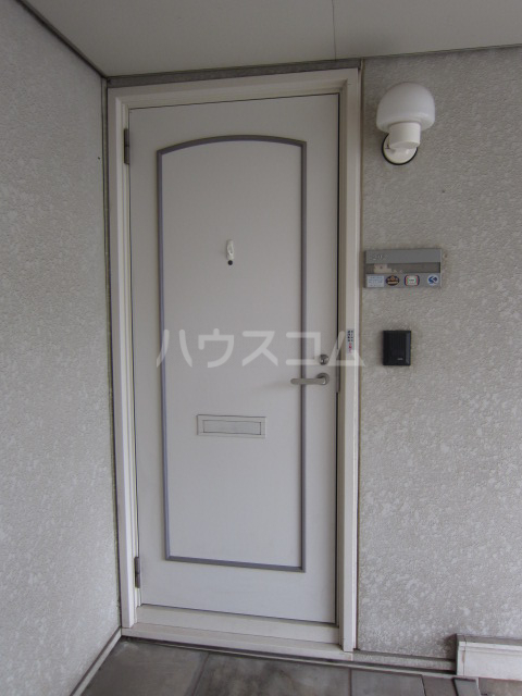 25/29 エントランス