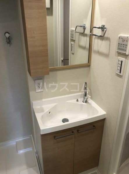 デュオメゾン笹塚ウエストの洗面所