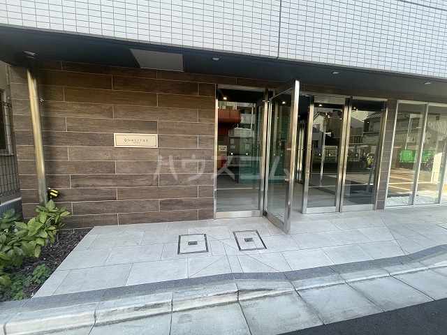 17/26 エントランス