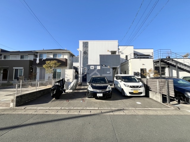 18/26 駐車場