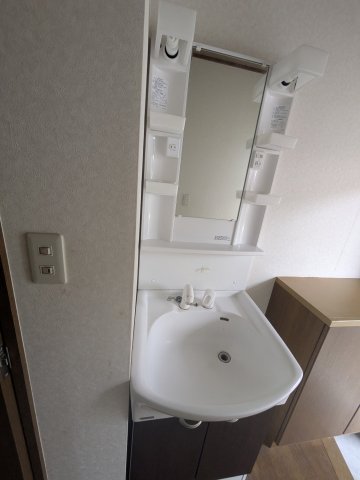 21/30 洗面