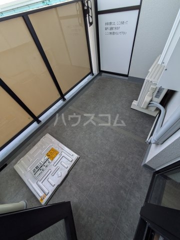 23/30 バルコニー