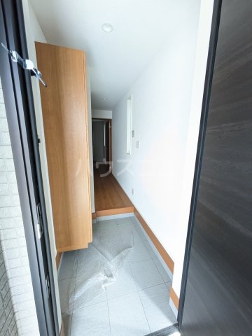 14/30 玄関