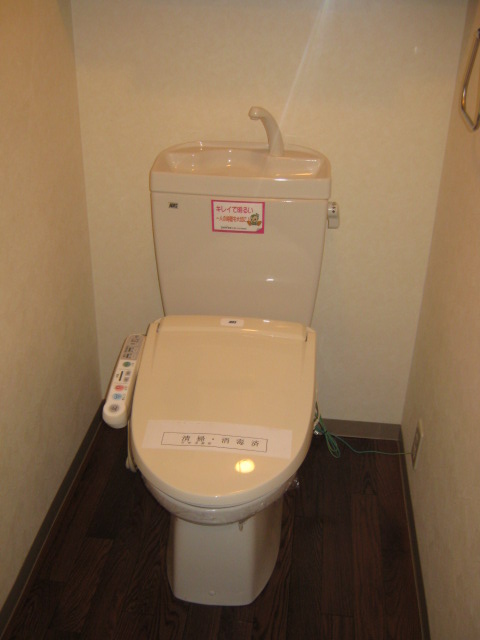 16/30 トイレ