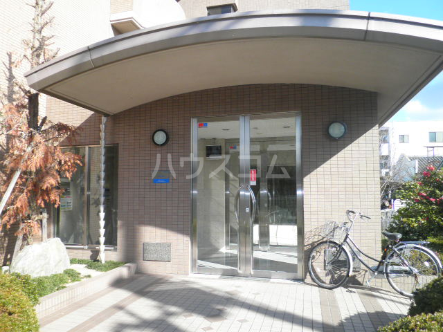 20/22 エントランス