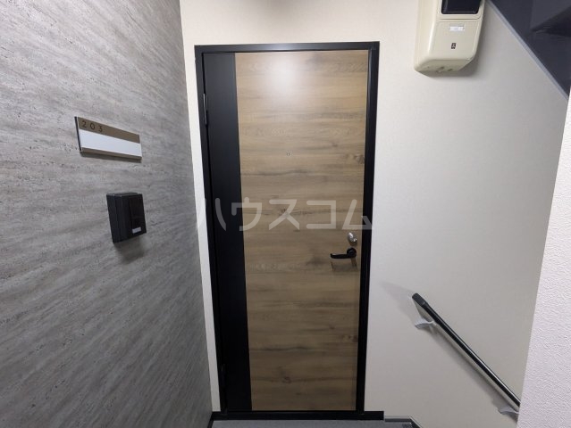 29/30 エントランス