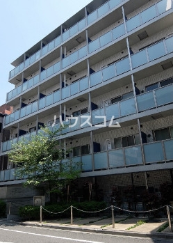プレール・ドゥーク北新宿Ⅳの外観