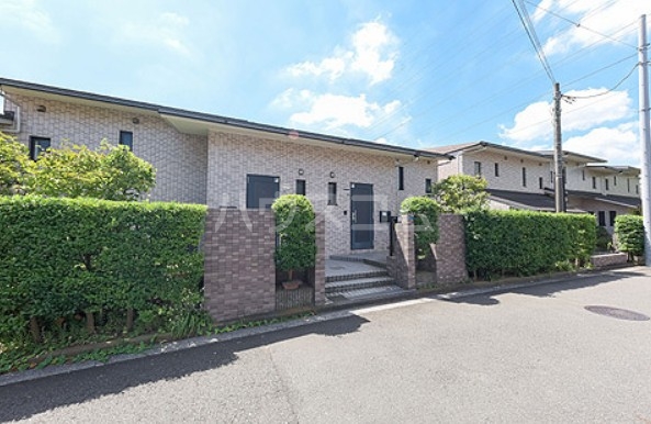 2/5 エントランス