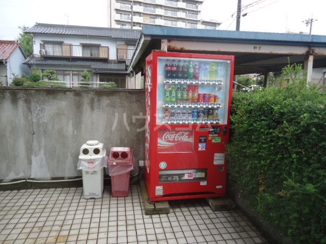 3/7 エントランス