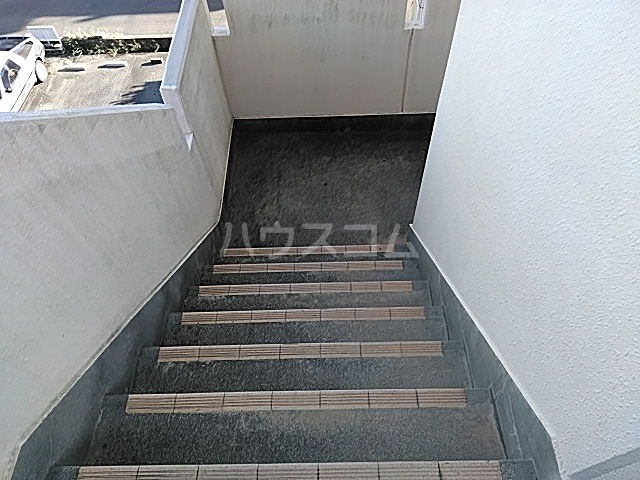 21/27 バルコニー