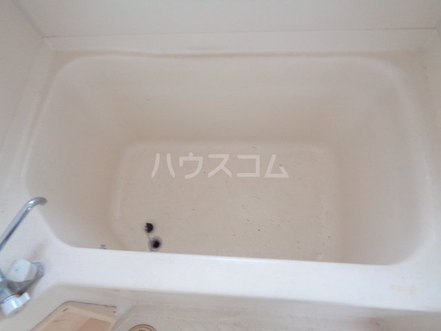 21/30 浴室