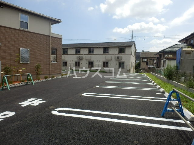 26/30 駐車場