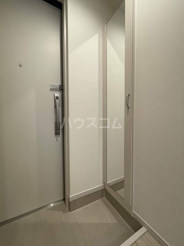 14/30 玄関