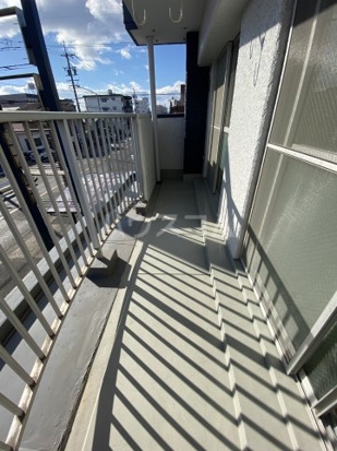 14/28 バルコニー