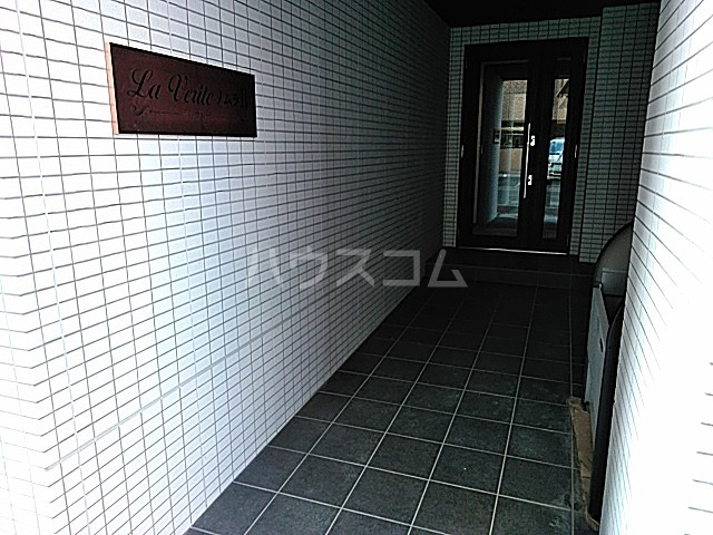 2/6 エントランス