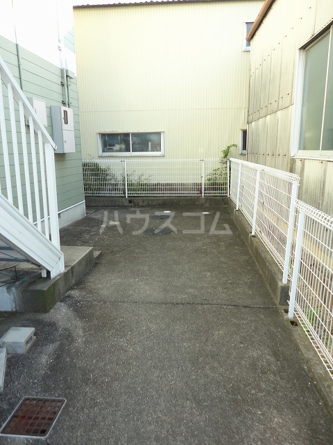 14/20 エントランス