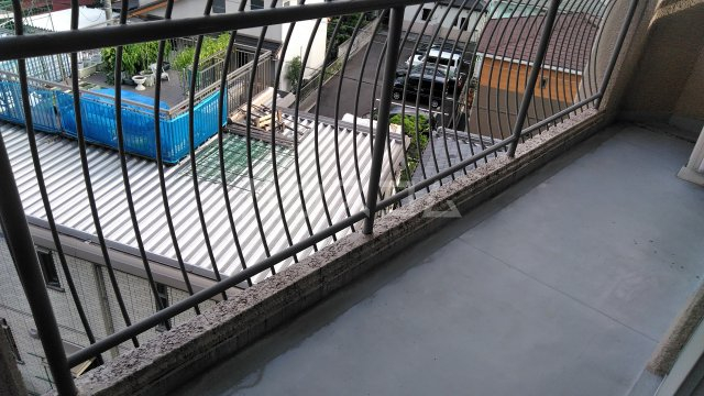 23/30 バルコニー