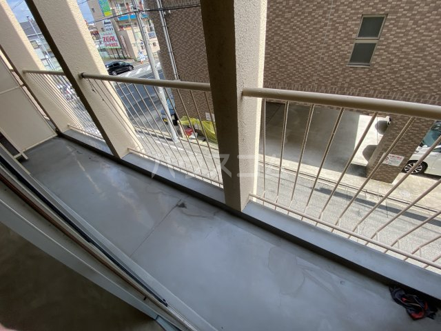 15/28 バルコニー