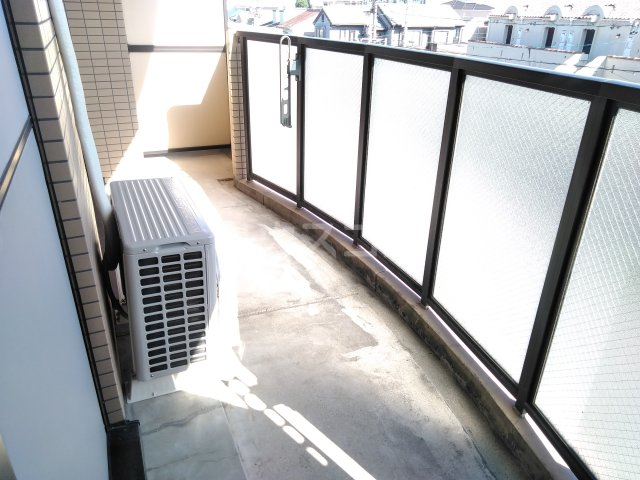 21/30 バルコニー