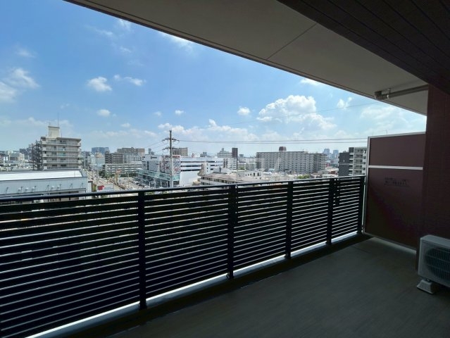 14/27 バルコニー