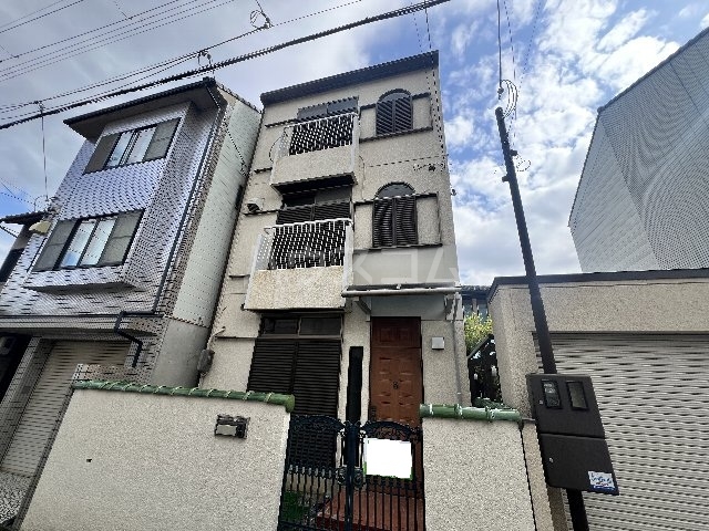 2/30 外観