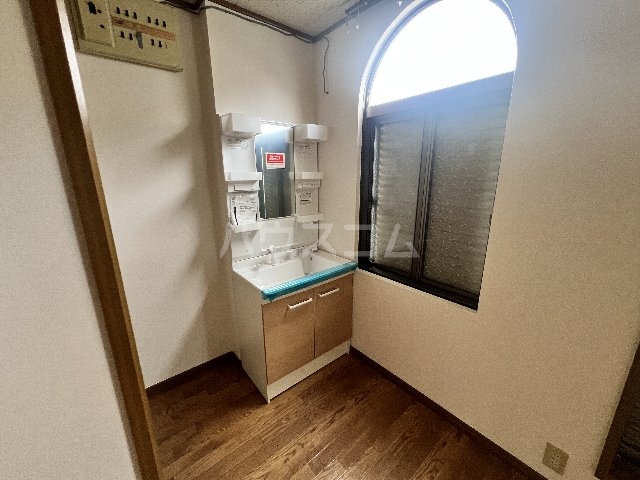 20/30 洗面