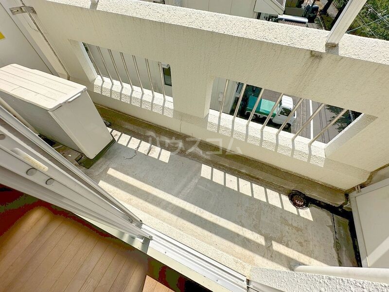 13/27 バルコニー