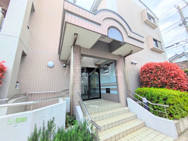 21/24 エントランス