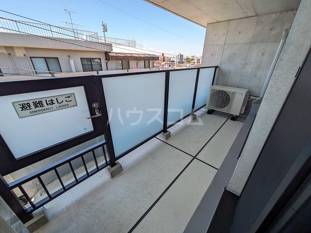 18/30 バルコニー