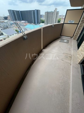 16/27 バルコニー