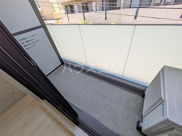 19/30 バルコニー