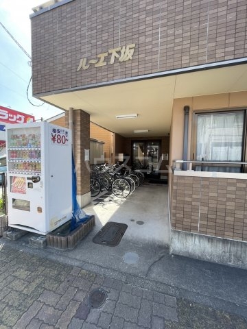 21/23 エントランス