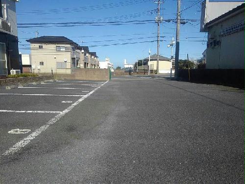 14/16 駐車場