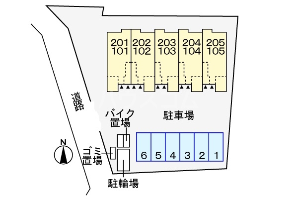 16/22 駐車場