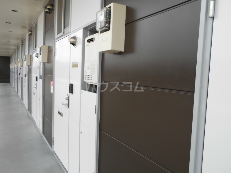 15/17 エントランス