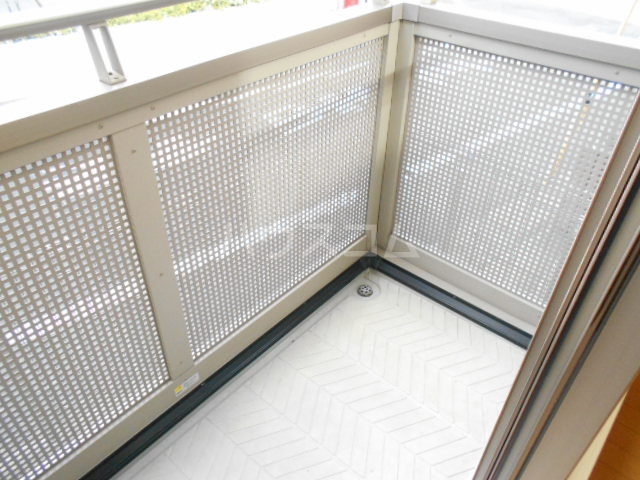 20/30 バルコニー