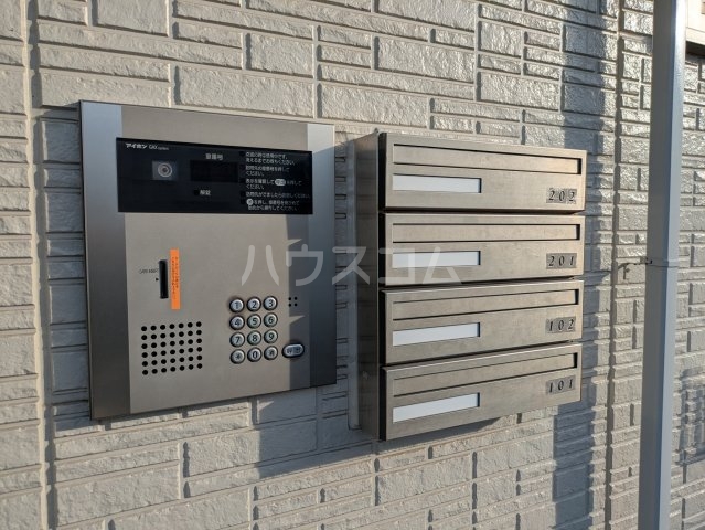 20/27 エントランス