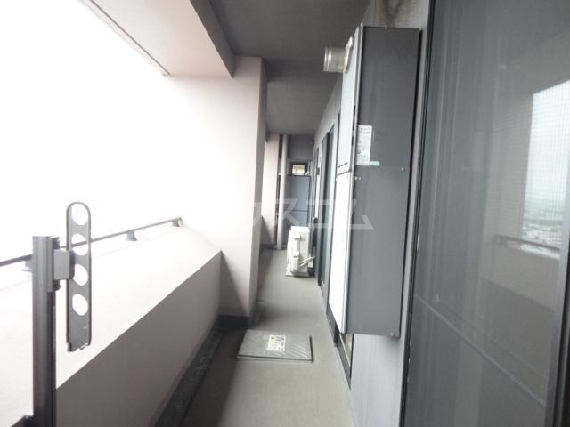 20/28 バルコニー