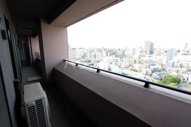 21/28 バルコニー