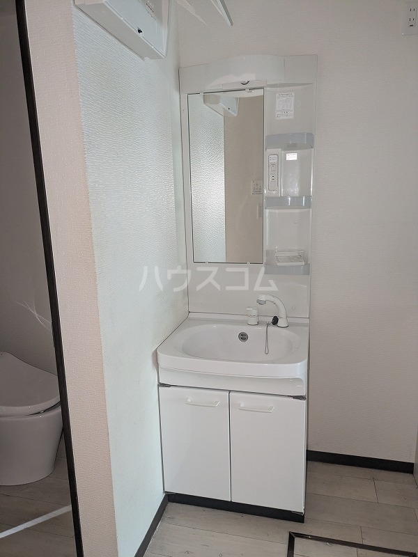 13/30 洗面
