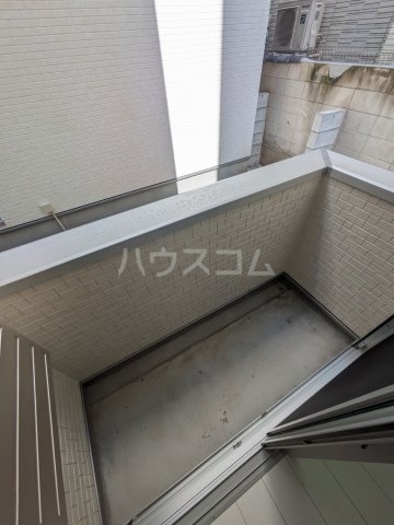 13/17 バルコニー