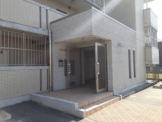 2/10 エントランス